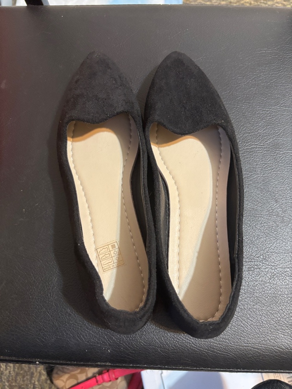 Black Pointed Toe Women's Ballet Flats